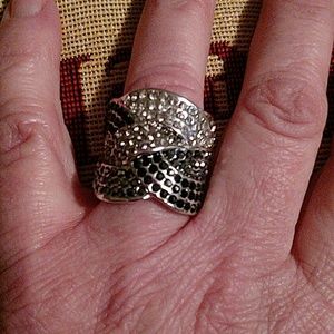 Lia Sophia black & white crystal ring